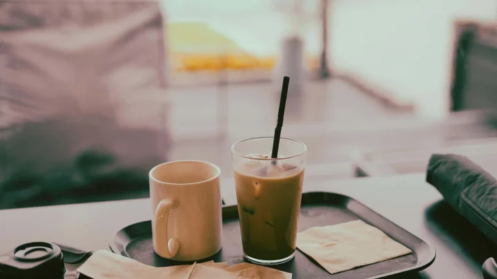 Coffee dates ‘favoured over romantic dinners’ as daters feel financial pressures