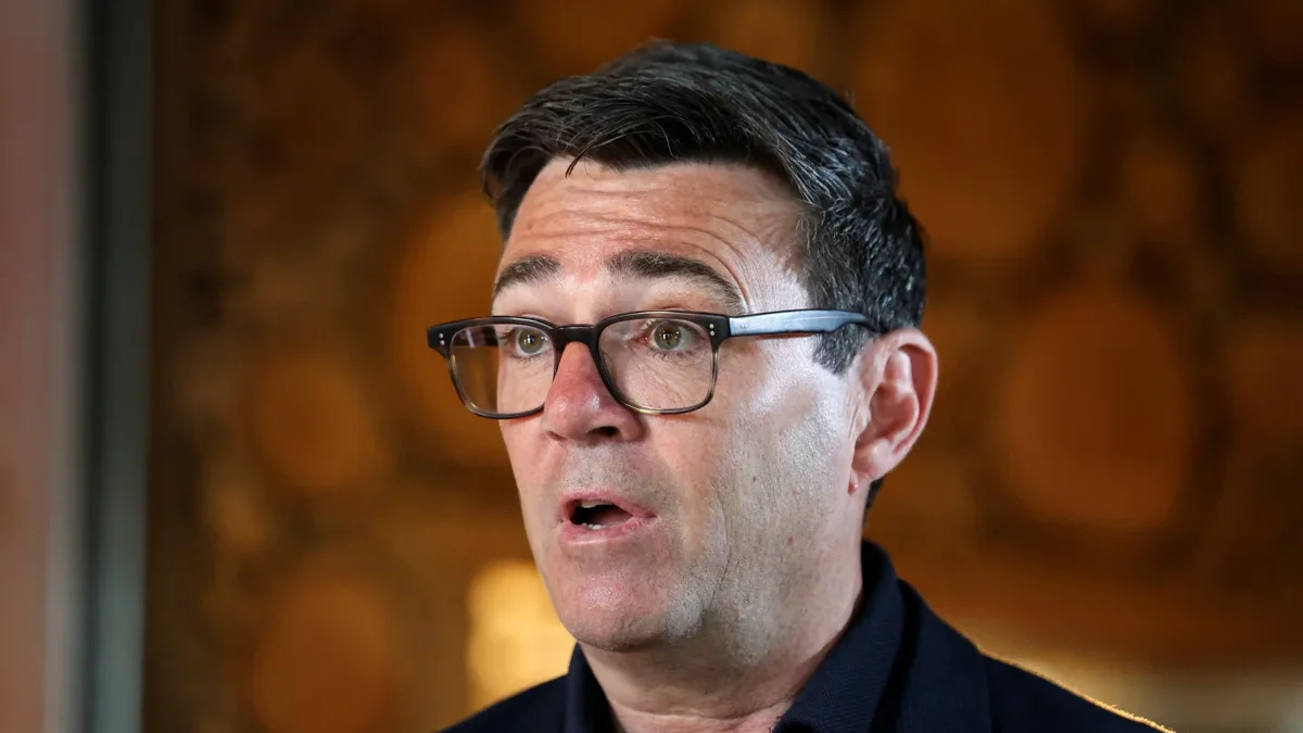 2026-06-09T112720Z_1453774696_RC2BQLARCFXL_RTRMADP_3_BRITAIN-POLITICS-BURNHAM