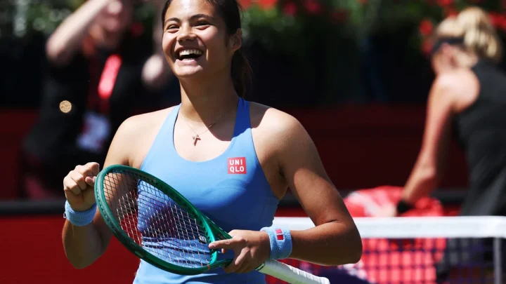 Emma Raducanu finds ‘clarity’ on grass as Queen’s bid begins with thumping win