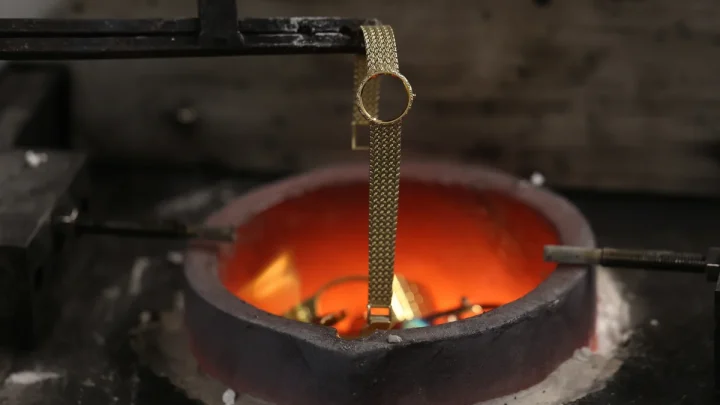 Gold surge sends vintage watches to the melting furnace as experts rue loss of classic timepieces