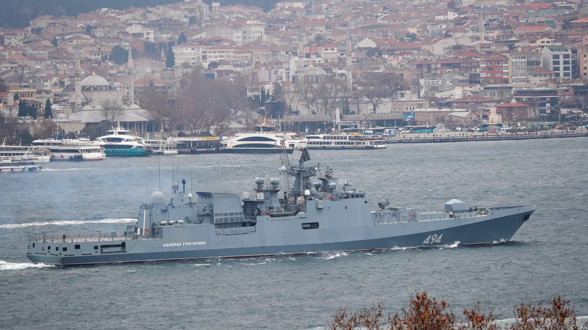 2026-06-16T165830Z_706802734_RC24VLACIGCW_RTRMADP_3_UKRAINE-CRISIS-RUSSIA-BRITAIN