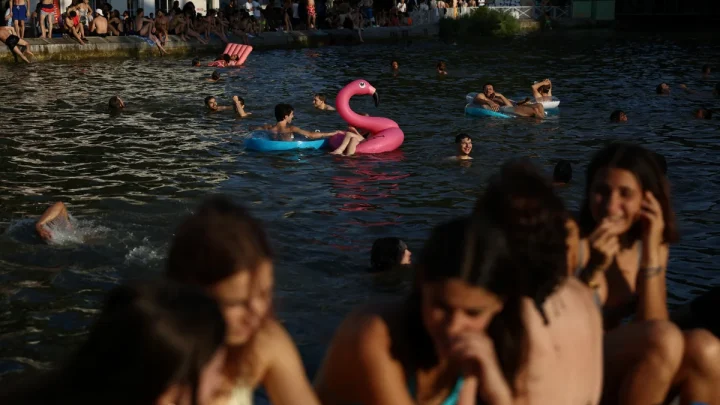 Europe heatwave: France reports 1,000 excess deaths as temperatures shatter records