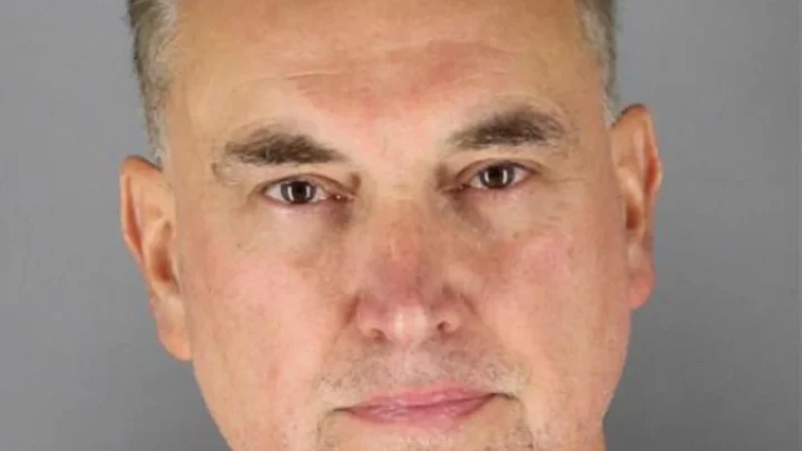 Vance Boelter avoids death penalty by pleading guilty to murdering Democrat and her husband