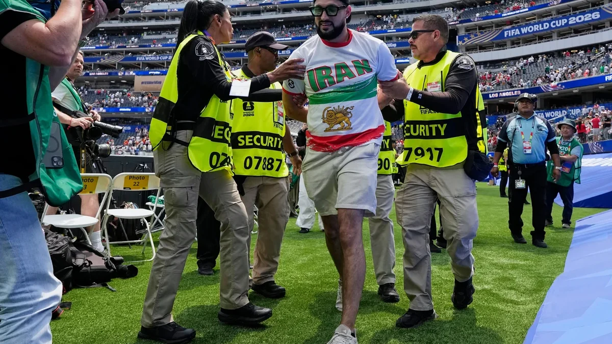 APTOPIX_Iran_Belgium_WCup_Soccer_84895
