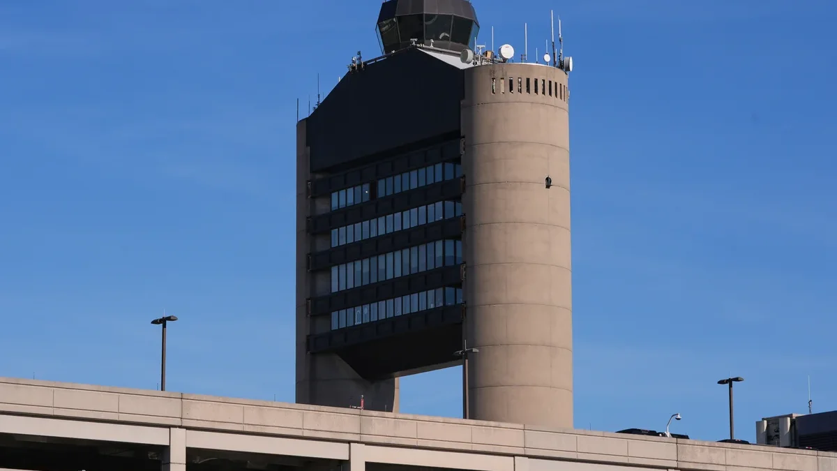 Boston_Delta_Flight_73143