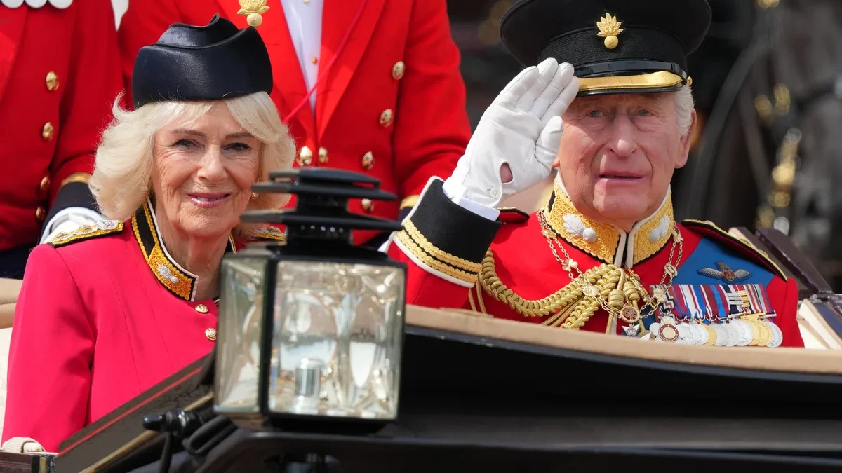 Britain_Royals_Trooping_the_Colour_74485