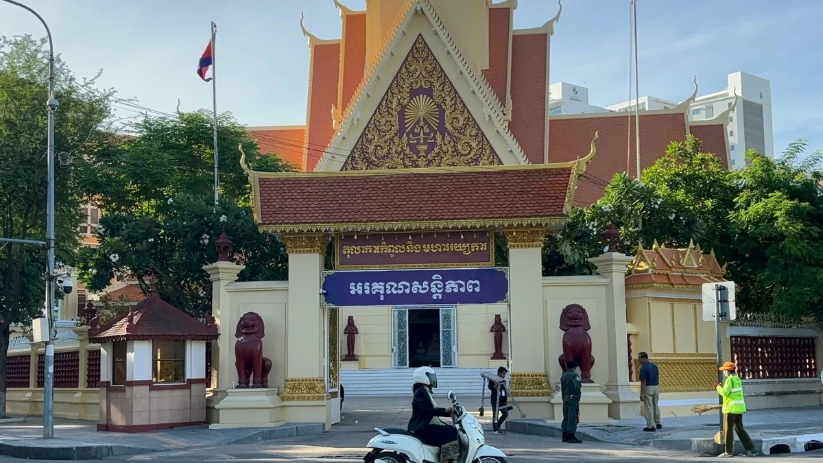 Cambodia_Politics_61579