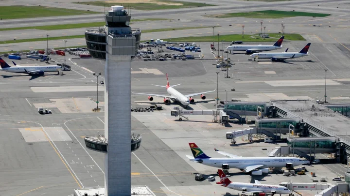 JetBlue pilot reports hitting drone as plane approached JFK airport to land Monday morning
