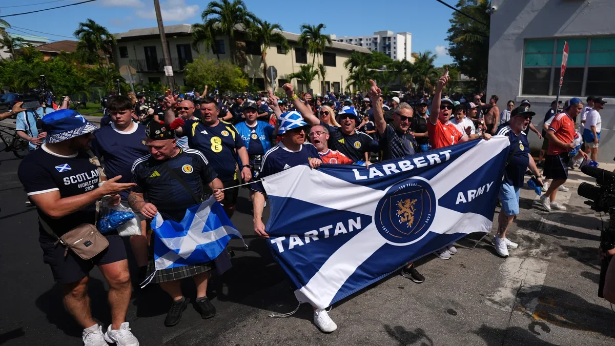 Scotland_WCup_Soccer_81_42