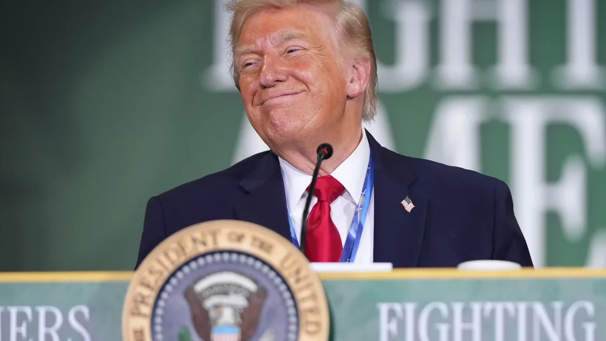 Trump_19799