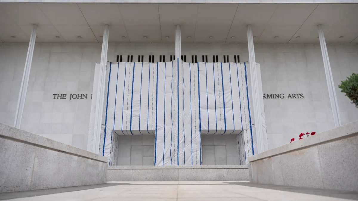 Trump_Kennedy_Center_64268
