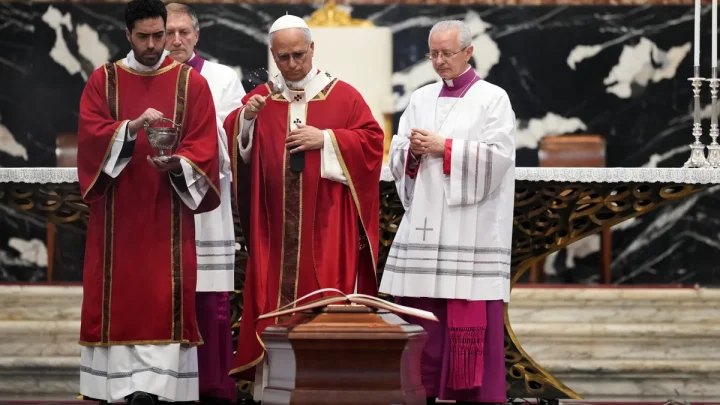 Peru’s president announces that Pope Leo will visit in early November