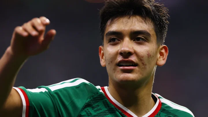 Who is Gilberto Mora? Mexico’s 17-year-old starlet shines in World Cup win against Ecuador