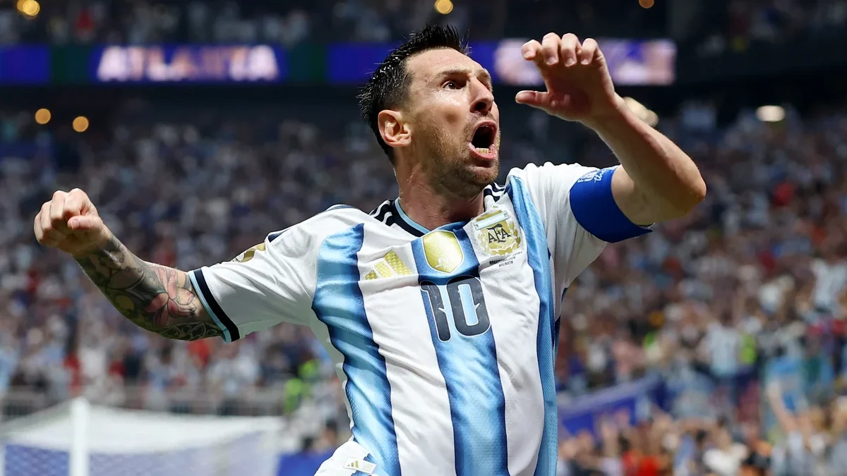 2026-07-07T183257Z_1403507201_UP1EM771FIV4V_RTRMADP_3_SOCCER-WORLDCUP-ARG-EGY