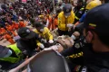 Rescue efforts continue in Venezuela and other top photos from Latin America and the Caribbean