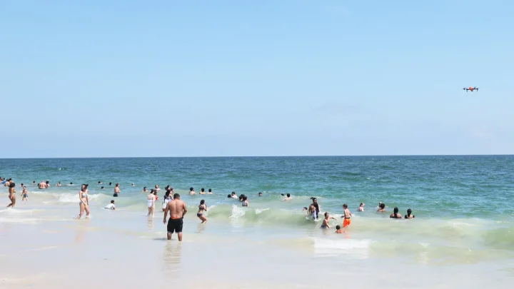 Suspected shark attack at NY beach after sightings shutter nearby stretch of sand: ‘I got bit’