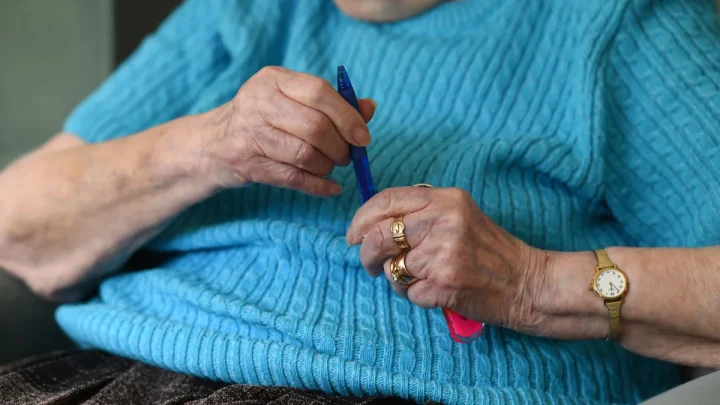 Dying patients face ‘avoidable distress’ due to poor communication from professionals – report
